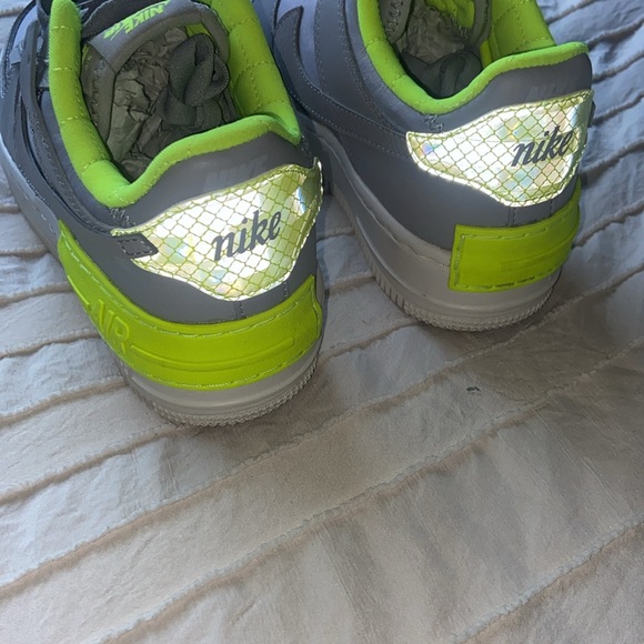 NIKE AIRFORCE SNEAKER
